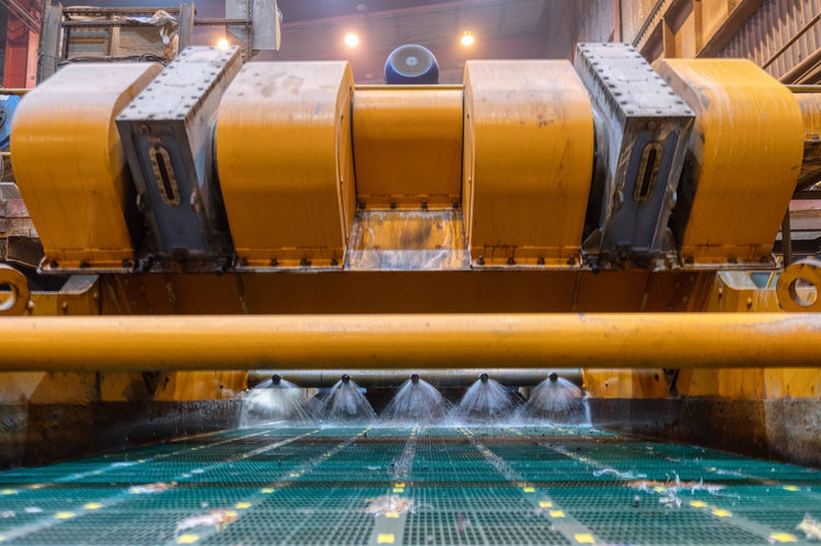 Spray Systems for Vibrating Screen Washing: Reducing Misting Without Sacrificing Washing Performance - NozzlePro